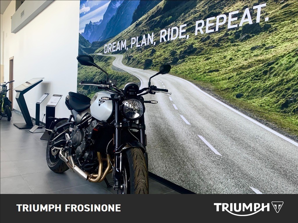 TRIUMPH Trident 660 Snowdonia White Abs