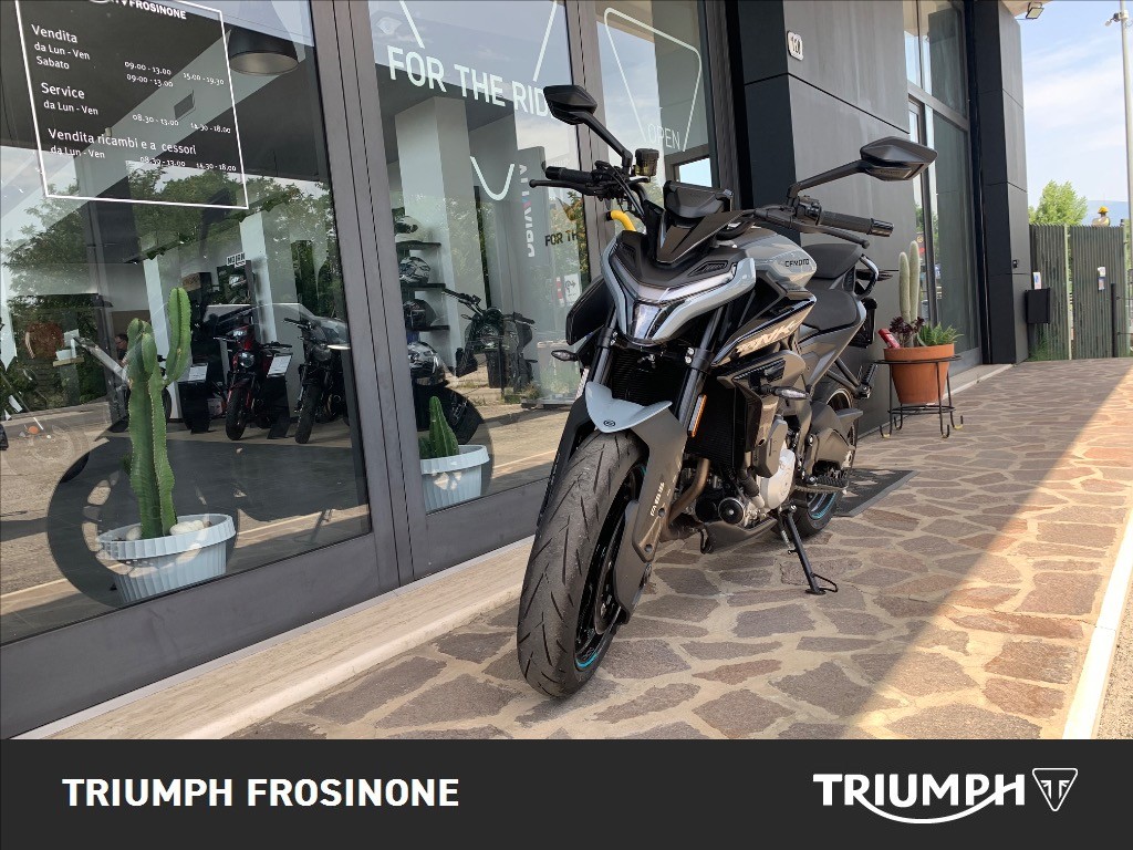 CFMOTO 675 NK Abs
